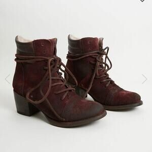 Freebird by Steven Cage LEATHER Booties NWT Size 9